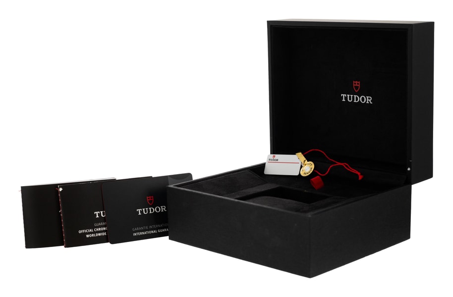 Tudor Black Bay GMT M79830RB-0001